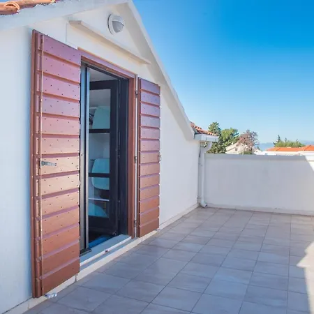 With A Parking Space Postira, Brac - 6049 Appartement