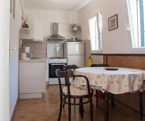 Appartement With A Parking Space Postira, Brac - 6049