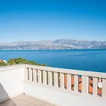 Apartamento With A Parking Space Postira, Brac - 6049
