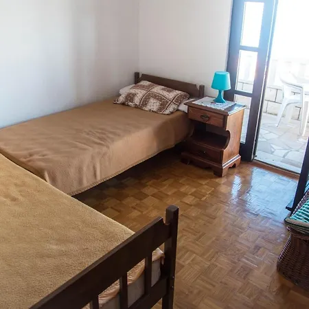 Apartamento With A Parking Space Postira, Brac - 6049 *